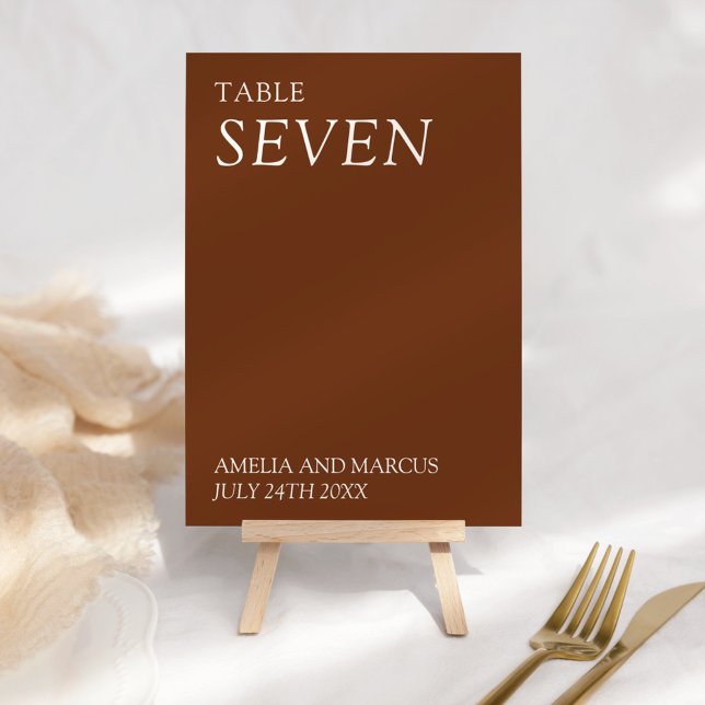 Numéro De Table Mariage Typographique Moderne et Élégant (Créateur téléchargé)