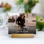 Numéro De Table Mariage Voyage Destination Numéro de la table de p<br><div class="desc">Ajoutez une touche de finition spéciale à vos tables d'accueil de mariage avec ces cartes de nom de table photo personnalisées. Nommez chaque table après une destination de voyage mémorable et ajoutez une photo et le nom de la destination. Votre photo apparaît en fond saigné avec le nom de l'emplacement...</div>