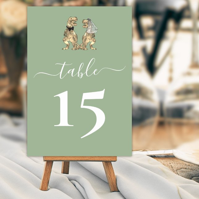 Numéro De Table Mariés Dinosaures Sage Vert pour Mariage (Dinosaur wedding sage green & white custom table number card T-Rex dino bride & groom elegant modern)