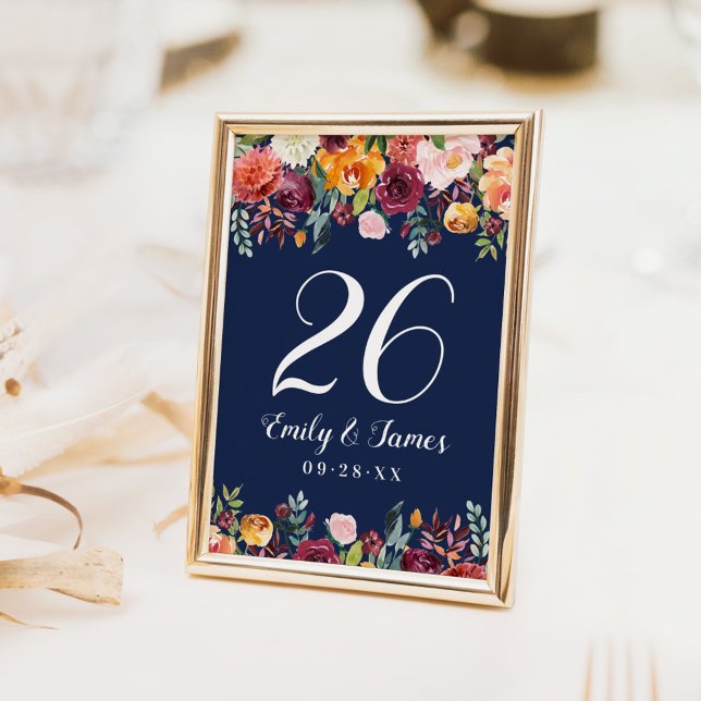 Numéro De Table Monogramme de mariage floral automnal bordeaux rus (Créateur téléchargé)