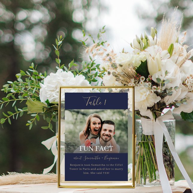 Numéro De Table Navy Blue & Gold Script Fun Facts Photo Mariage (Créateur téléchargé)