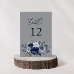 Numéro De Table Numéro de la table florale bleu et marine - gris<br><div class="desc">Habillez vos tables de mariage ou de fête avec votre carte de numéro de tableau bleu et gris floral marine. Fabriqué à la main peint, en aquarelle, fleurs bleues poussiéreuses et fleurs bleu marine. Idéal pour les mariages rustiques, les mariages de automne, les mariages d'hiver, les mariages sur la plage...</div>