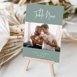 Numéro De Table Photo manuscrite moderne   Serif classique<br><div class="desc">Des cartes numériques simples et chic dans Eucalyptus Green et white font une déclaration élégante à votre mariage ou événement. La conception comporte "table [nombre]" en écriture manuscrite, deux lignes supplémentaires de texte personnalisé en bas (avec vos noms et la date de l'événement). Personnalisez avec une photo préférée pour une...</div>