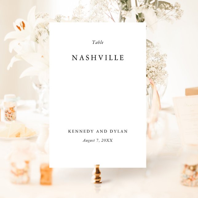 Numéro De Table Simple mariage noir et blanc  (Simple elegant typography wedding table number cards.)