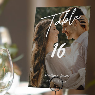 Numéro De Table Simplicité élégante : Photo Diagonale moderne