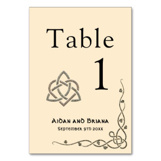 Numéro De Table Symboles celtiques modernes et feuillage
