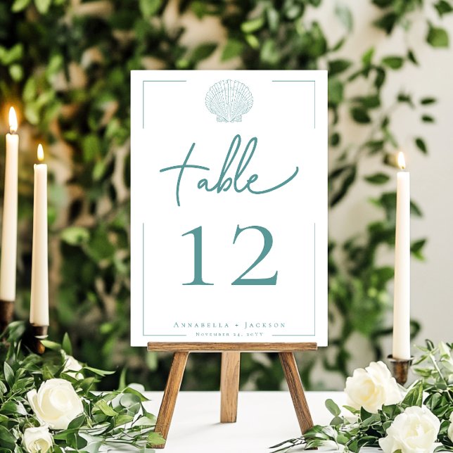 Numéro De Table Typographie minimale Aqua & White Seashell Mariage (Minimal Typography Aqua & White Seashell Wedding Table Number Card)