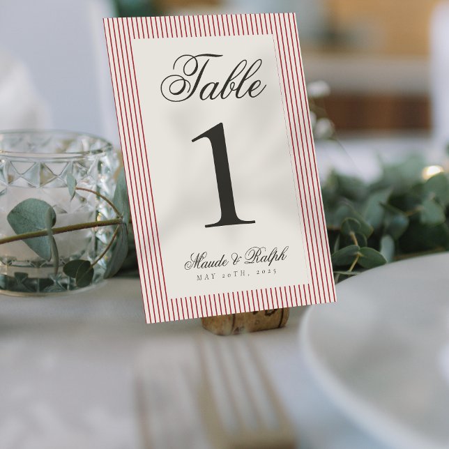 Numéro De Table Vieux argent intemporel Mariage de la bande rouge (Guide guests to their seats using these Timeless Old Money Thin Stripe Wedding Table Numbers! )