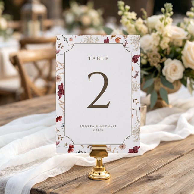 Numéros de table de mariage élégants de fleurs sau (Fall wedding table number with elegant frame and burgundy watercolor wildflower border)