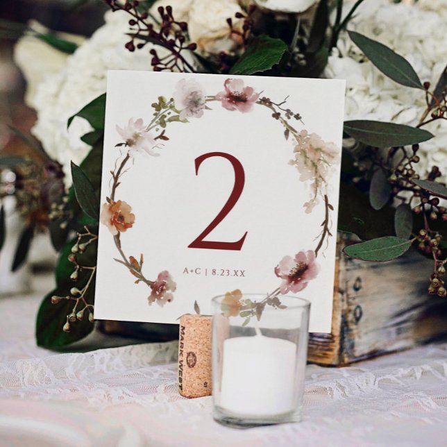 Numéros de table de mariage floraux en terre cuite (Créateur téléchargé)