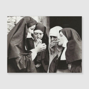 NUNS FUMEUR VINTAGE Carte photo