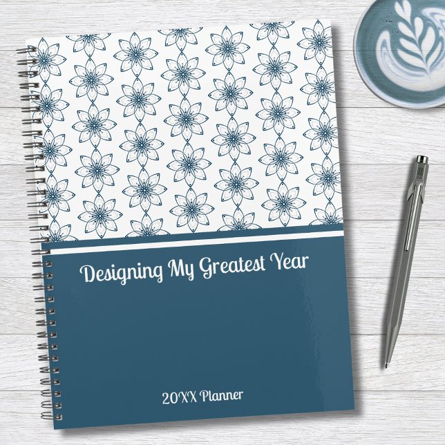 Objectif ambitieux d'élégance bleue florale de bur (New Year, New Plan! Design your greatest year with an elegant blue floral planner)