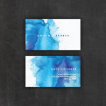 Océan moderne Beachy Blue Watercolor Cartes de vis<br><div class="desc">Ce design carte de visite moderne dispose d'une belle aquarelle bleue arrière - plan avec un arrière - plan blanc et une typographie simple et moderne. L'envers contient plus d'arrière - plan d'aquarelle bleu et des informations de contact en blanc. Il a un look branché et moderne et ferait une...</div>