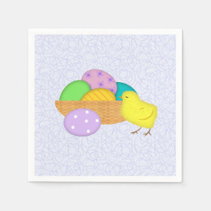 Oeufs De Pâques Et Serviettes En Papier Chick