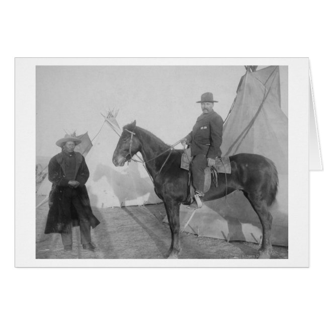 Oglala Chef "Ours rocheux" avec blanc (Devant horizontal)