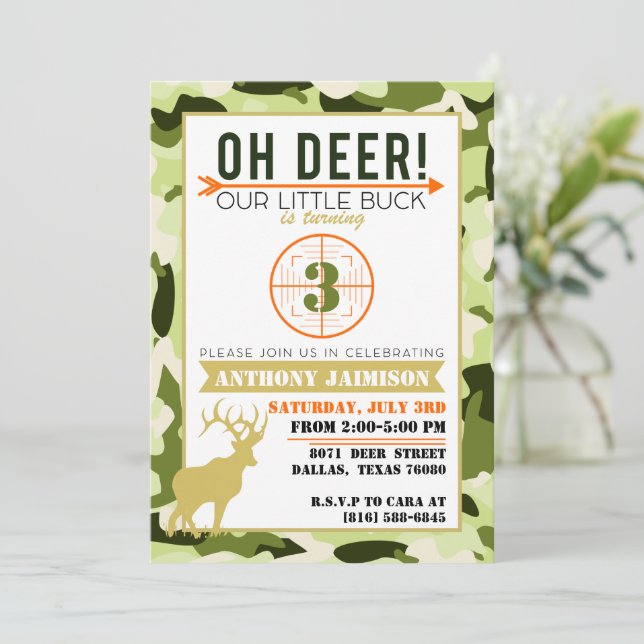 Oh Deer Hunting Theme Invitation Camo Green Colonn (Debout devant)