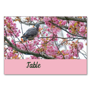Oiseau perché sur une carte de table Sakura en fle