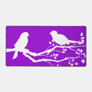 Oiseaux De Campagne Violet Sombre Au Repos