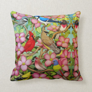 Oiseaux sauvages de jardin dans le coussin de