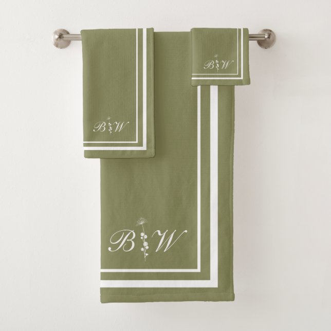 Olive Green Border Script Girl Monogramme (En situation)