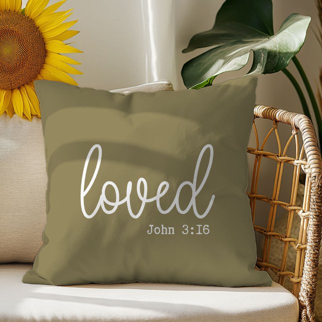 Olive Green Coussin de jeton de citation aimée (Créateur téléchargé)