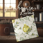 Olives rustiques Toscane Huile Bouteille Aquarelle<br><div class="desc">Aquarelle olives & branches design dans un faux arrière - plan. Une bouteille d'huile d'olive a été ajoutée à cette conception. 100% de satisfaction client avec "Zazzle" tous les jours.</div>