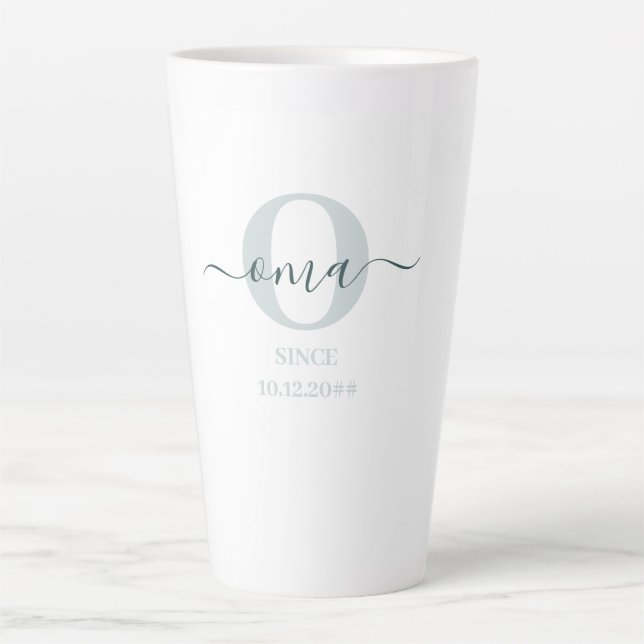 Oma Élégant Script Monogramme Vert Blanc Latte Mug (Devant)
