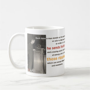 "Ondulation d'espoir" Robert F. Kennedy Mug