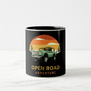 Open road retro aventure Coffee Mugs