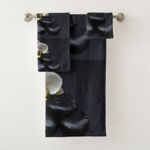 Orchidée Blanche Sur Pierres Noires