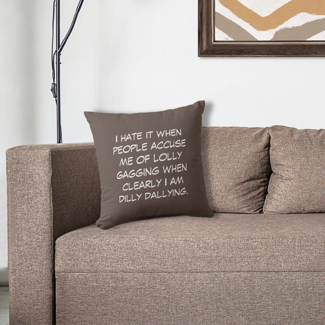 Oreiller à lancer Brown Dilly Dally (Créateur téléchargé)