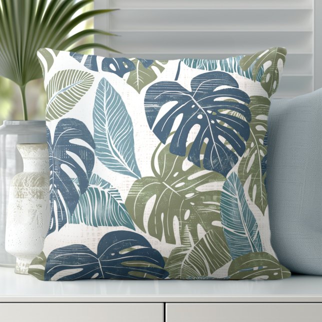 Oreiller à lancer Feuilles de palme (Discover Gorgeous Coastal Throw Pillows by Totally Coast.)