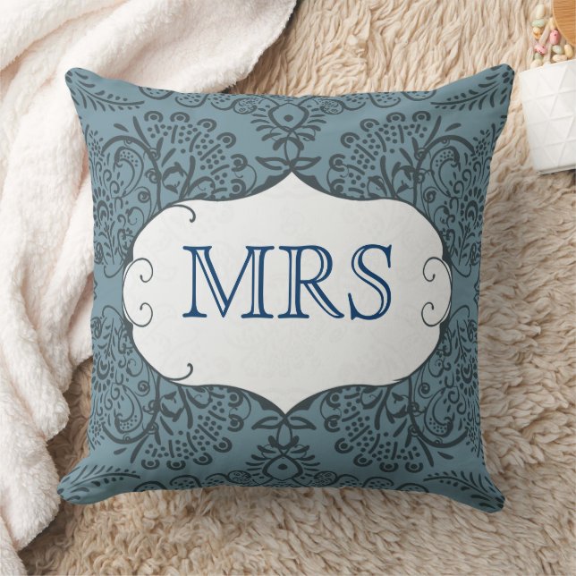Oreiller à monogramme floral vintage (Couverture)