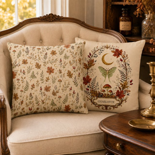 Oreiller à motif botanique de champignon de lune d (Autumn Luna Moth Mushroom Botanical Pattern Pillow)