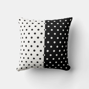 Oreiller à pois noirs et blancs