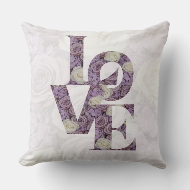 Oreiller accent 'AMOUR' de couleur lavande romanti (Recto)