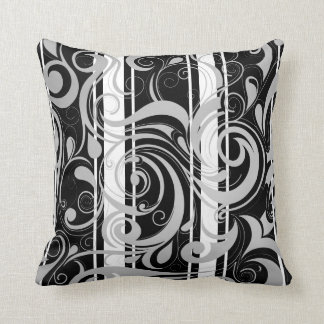 Oreiller carré noir et blanc tourbillon floral