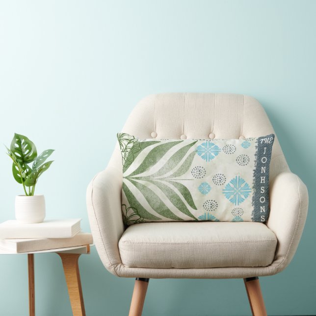 Oreiller de décoration avec nom de famille à motif (Chaise)