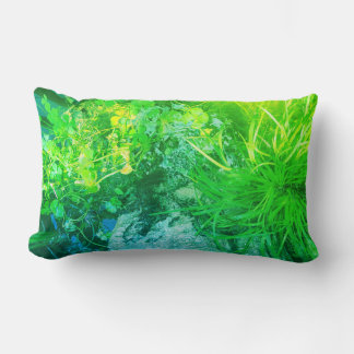 Oreiller de jardin d'étang tranquille