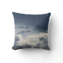 Oreiller de Nuages Coucheux et Maussades