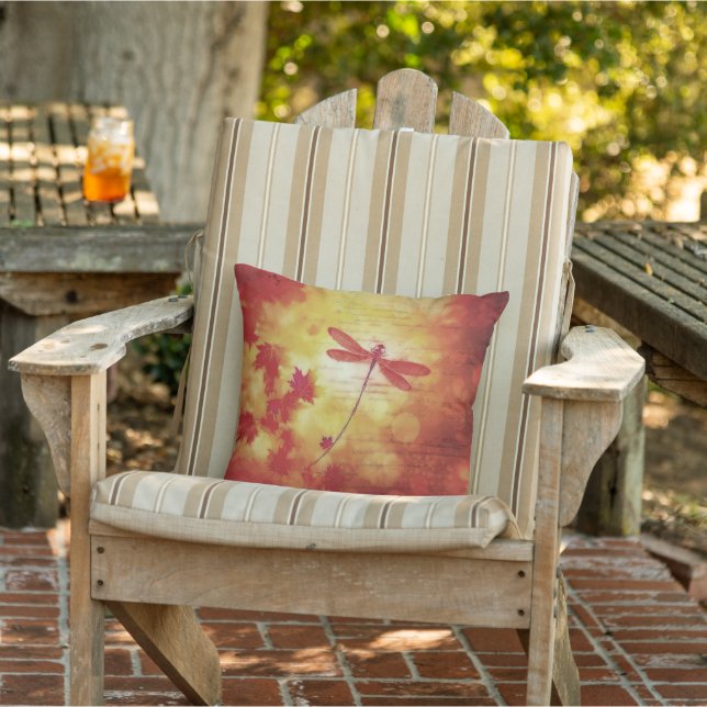 Oreiller décoratif libellule d'automne (Chaise)