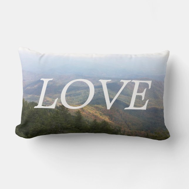 oreiller d'inspiration vue montagne lOVE (Recto)