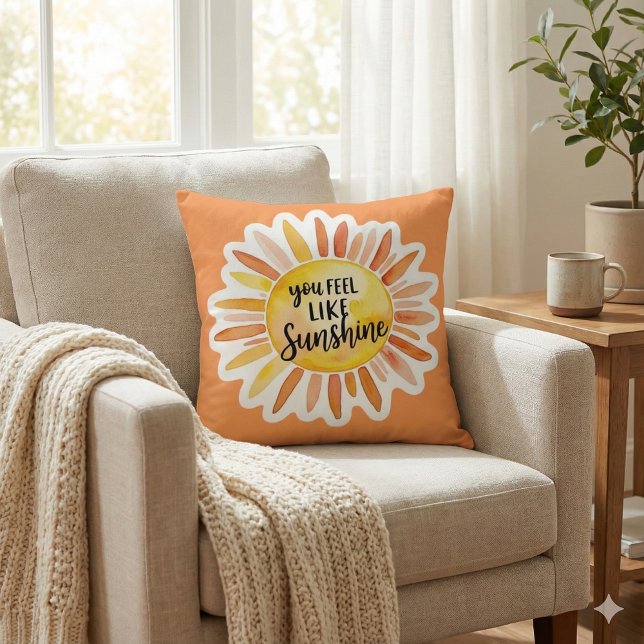 Oreiller jetable avec photo « Vous êtes comme un r (Empower someone special with this, "You feel like sunshine" photo pillow! )