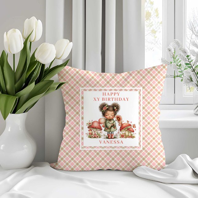 Oreiller jetable Fée scintillante Fleurs roses Ann (Twinkle Fairy Pink Flowers Birthday Throw Pillow)