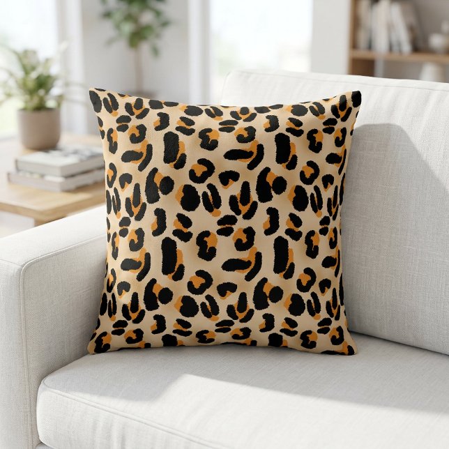 Oreiller jeté à motif léopard orange et noir (Animal Print Pillow)