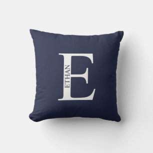 Oreiller jeté avec monogramme et nom personnalisés