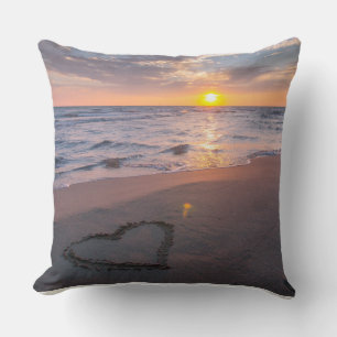 Oreiller jeté Cœur de coucher de soleil sur la bel