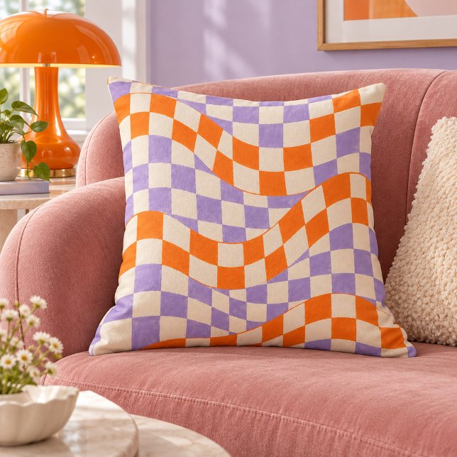 Oreiller jeté Twist Check Happy (16 inch cotton throw pillow. Same flat printed design both sides. Styled scene; props not included.)