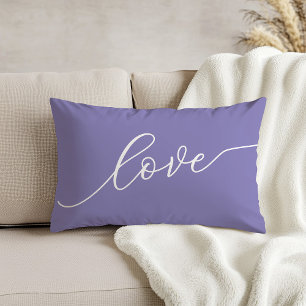 Oreiller lombaire en lavande avec écriture blanche