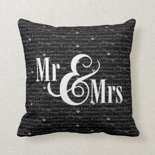 Oreiller « Mr & Mrs » avec des mots de mariage en